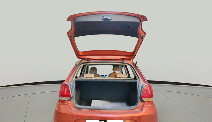 2014 Volkswagen Polo HIGHLINE1.5L, Diesel, Manual, 1,07,590 km, exterior