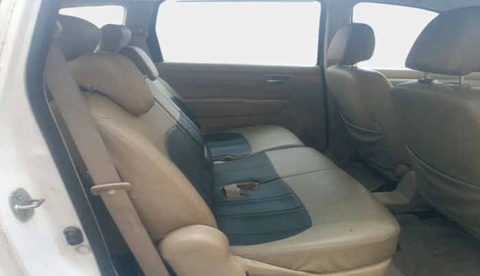 2014 Maruti Ertiga ZDI, Diesel, Manual, 1,44,151 km, interior