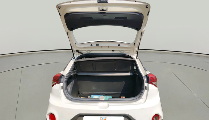 2016 Hyundai i20 Active 1.2 S, Petrol, Manual, 41,544 km, exterior