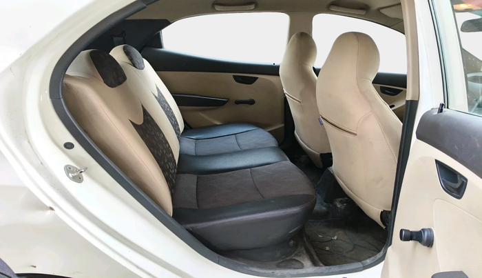 2013 Hyundai Eon ERA +, Petrol, Manual, 1,82,047 km, interior