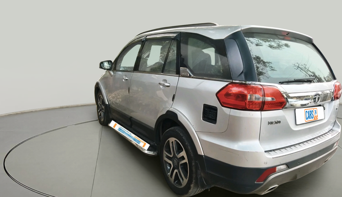 2017 Tata Hexa XT 4X2 7 STR, Diesel, Manual, 2,15,222 km, exterior