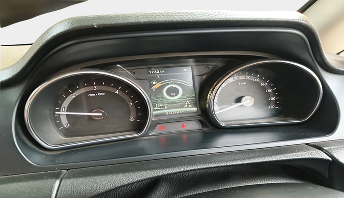 2017 Tata Hexa XT 4X2 7 STR, Diesel, Manual, 2,15,222 km, interior