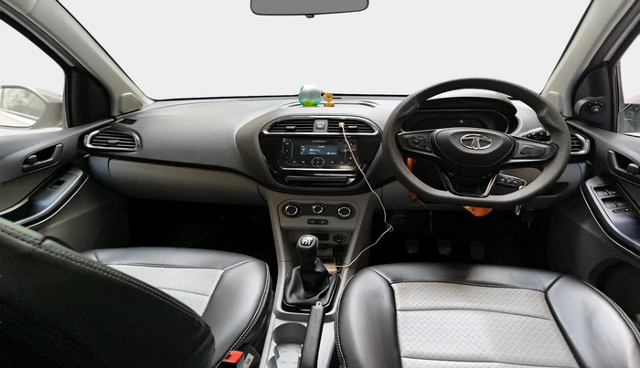 2023 Tata Tiago XT PETROL, Petrol, Manual, 23,333 km, interior