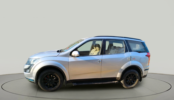 2016 Mahindra XUV500 W10 AT, Diesel, Automatic, 85,524 km, exterior