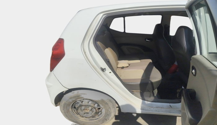 2012 Hyundai i10 MAGNA 1.1, Petrol, Manual, 99,916 km, interior