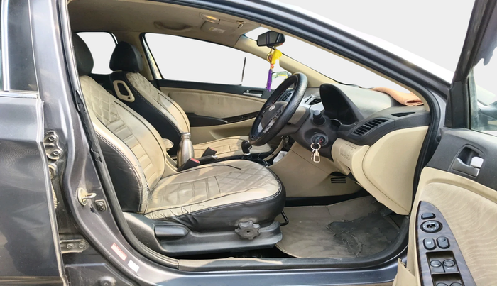 2016 Hyundai Verna 1.6 CRDI SX, Diesel, Manual, 1,39,342 km, interior