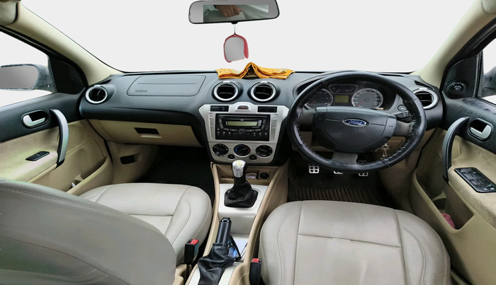 2014 Ford Fiesta TITANIUM DIESEL, Diesel, Manual, 2,23,362 km, interior