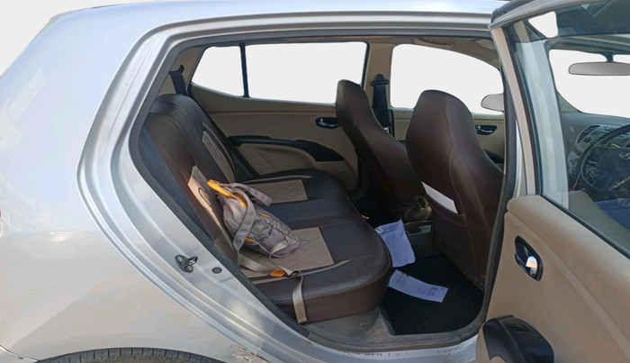 2015 Hyundai i10 SPORTZ 1.1, Petrol, Manual, 1,48,121 km, interior