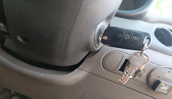 2015 Hyundai i10 SPORTZ 1.1, Petrol, Manual, 1,48,121 km, interior