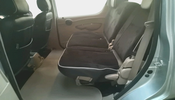 2018 Mahindra Xylo H4 BS IV, Diesel, Manual, 1,38,200 km, interior