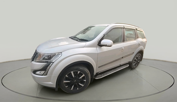 2019 Mahindra XUV500 W11, Diesel, Manual, 52,195 km, exterior