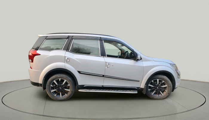 2019 Mahindra XUV500 W11, Diesel, Manual, 52,195 km, exterior