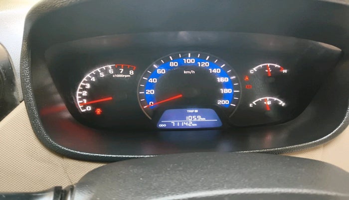 2019 Hyundai Xcent S 1.2, Petrol, Manual, 71,141 km, interior