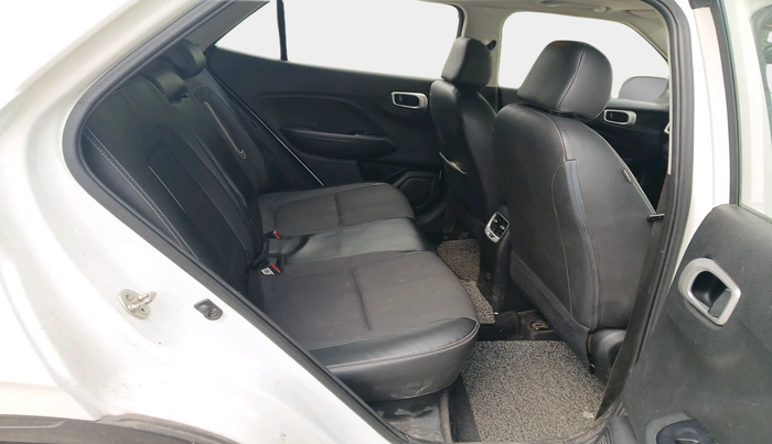 2021 Hyundai VENUE SX (O) 1.5 CRDI, Diesel, Manual, 1,25,636 km, interior