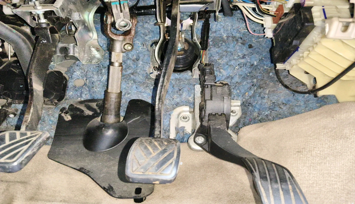 2013 Maruti Swift Dzire VXI, Petrol, Manual, 42,834 km, interior