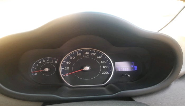 2011 Hyundai i10 MAGNA 1.2, Petrol, Manual, 57,365 km, interior