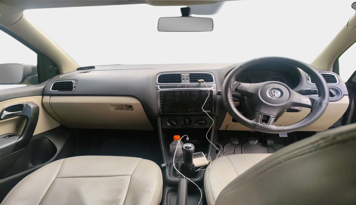 2011 Volkswagen Polo COMFORTLINE 1.2L, Diesel, Manual, 1,05,136 km, interior