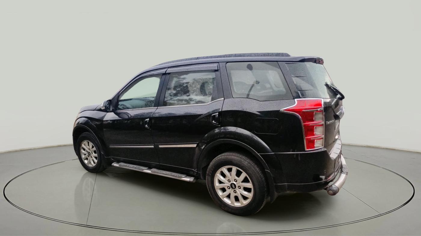 2017 Mahindra XUV500 W10 AWD AT, Diesel, Automatic, 1,19,000 km, exterior