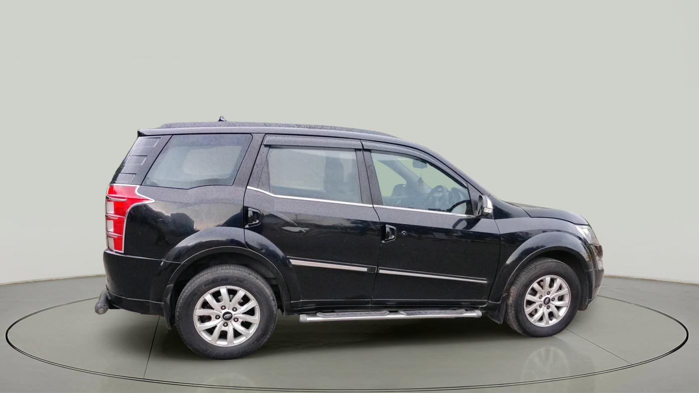 2017 Mahindra XUV500 W10 AWD AT, Diesel, Automatic, 1,19,000 km, exterior