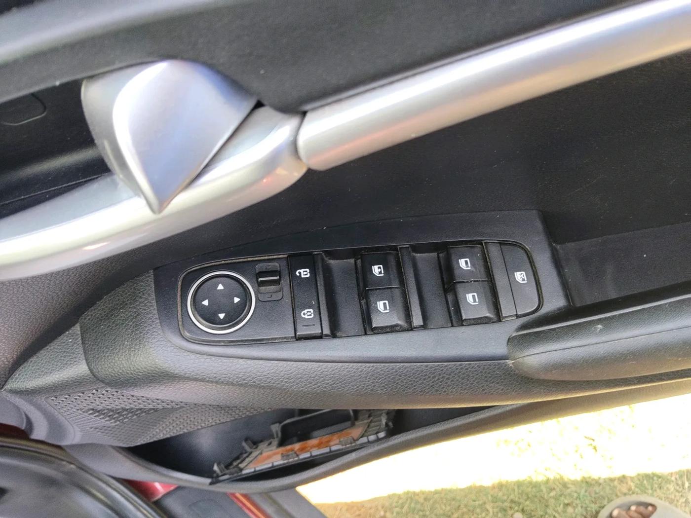 2020 KIA SELTOS HTK 1.5 PETROL, Petrol, Manual, 38,837 km, interior