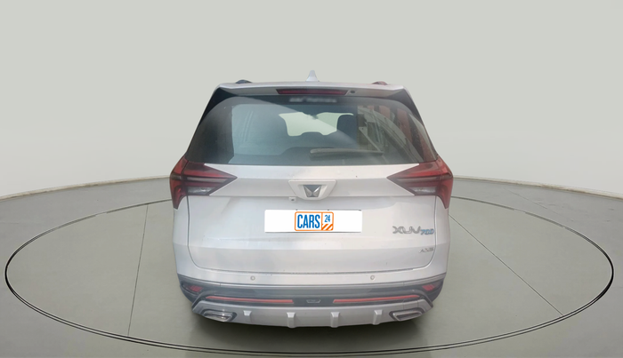 2024 Mahindra XUV700 AX 5 P AT 5 STR, Petrol, Automatic, 34,143 km, exterior