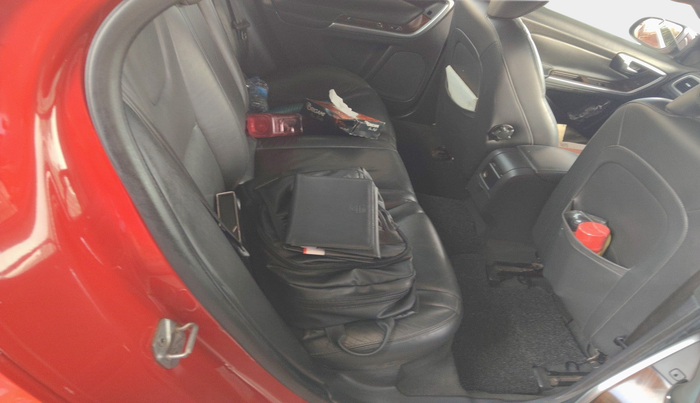 2014 Volvo XC 60 D5 SUMMUM, Diesel, Automatic, 1,55,886 km, interior