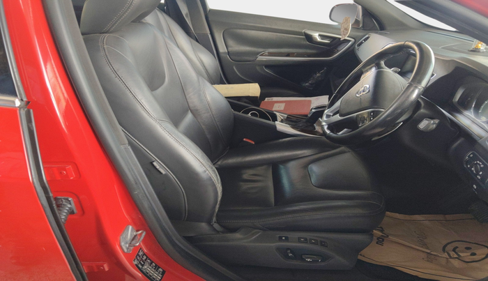 2014 Volvo XC 60 D5 SUMMUM, Diesel, Automatic, 1,55,886 km, interior