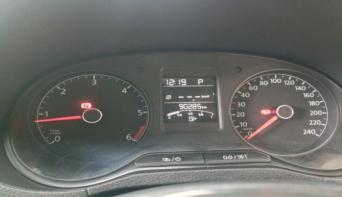 2017 Volkswagen Ameo HIGHLINE PLUS 1.5L AT 16 ALLOY, Diesel, Automatic, 90,285 km, interior