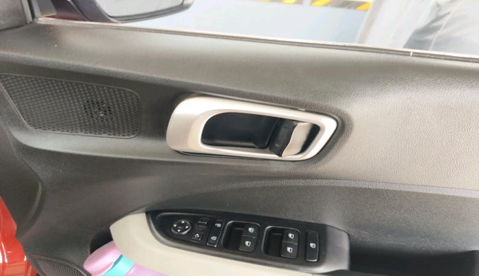 2023 Hyundai VENUE SX (O) 1.0 TURBO DCT, Petrol, Automatic, 11,347 km, interior