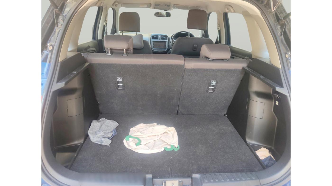 2022 Toyota URBAN CRUISER PREMIUM GRADE MT DUAL TONE, Petrol, Manual, 17,230 km, exterior
