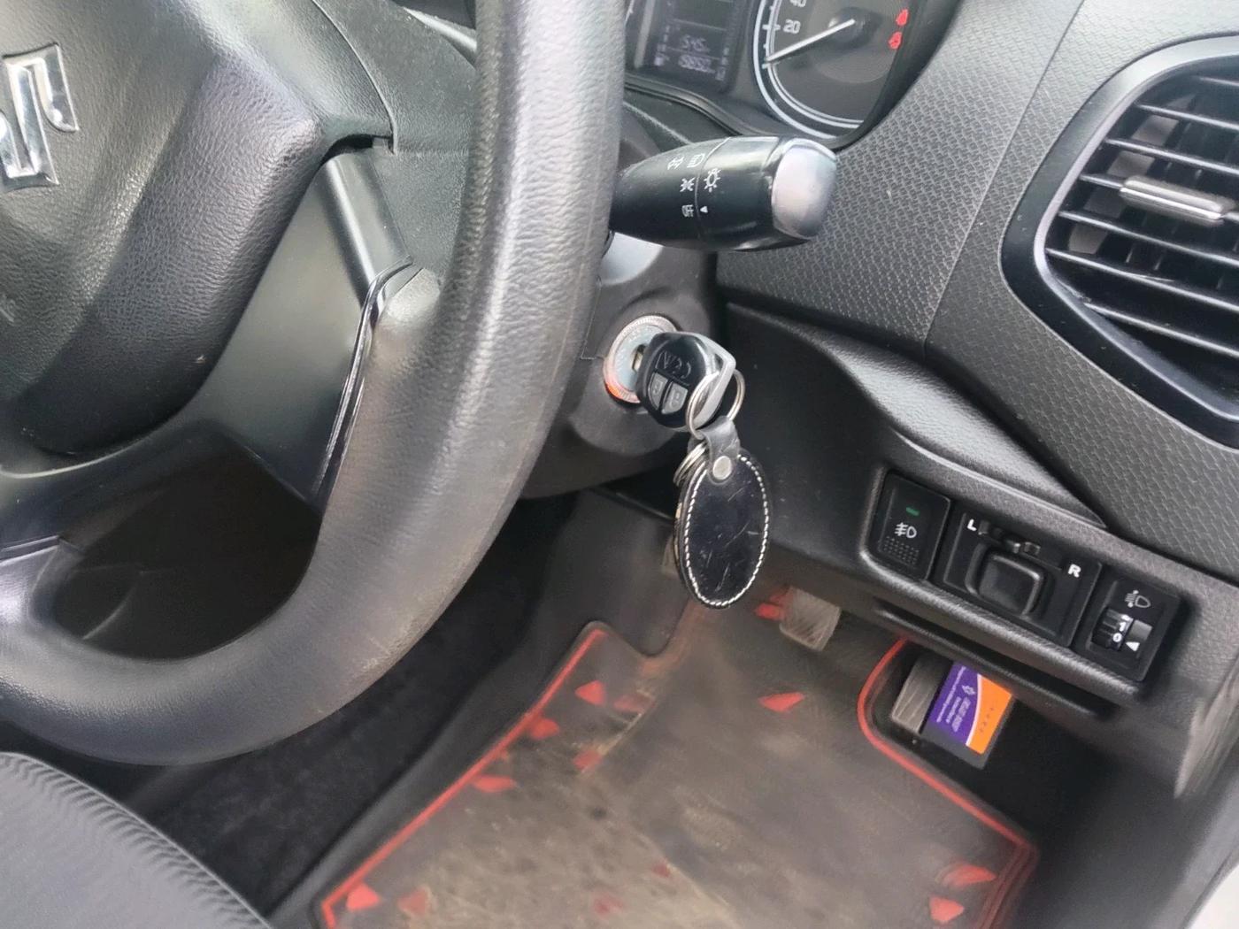 2021 Maruti Vitara Brezza LXI, Petrol, Manual, 19,850 km, interior