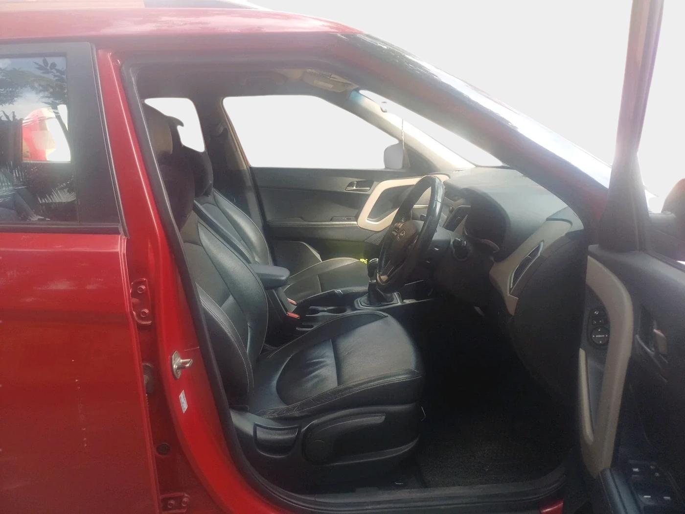 2017 Hyundai Creta SX PLUS 1.6 PETROL, Diesel, Manual, 1,45,622 km, interior