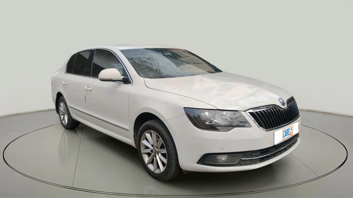 2014 Skoda Superb ELEGANCE 1.8 TSI AT, Petrol, Automatic, 2,23,959 km, exterior