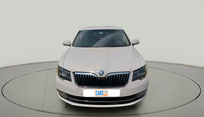 2014 Skoda Superb ELEGANCE 1.8 TSI AT, Petrol, Automatic, 2,23,959 km, exterior