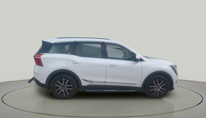 2021 Mahindra XUV700 AX 7 LUXURY P AT 7 STR, Petrol, Automatic, 16,50,000 km, exterior