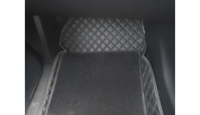 2021 Mahindra XUV700 AX 7 LUXURY P AT 7 STR, Petrol, Automatic, 16,50,000 km, interior