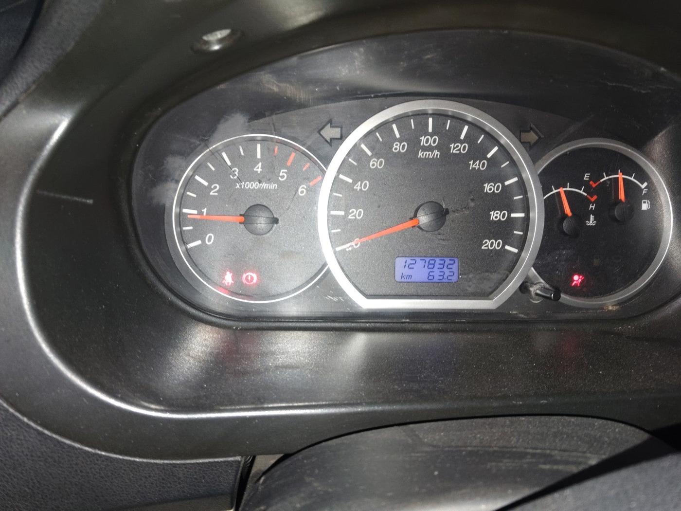 2014 Chevrolet Enjoy 1.3 LTZ 7 STR, Diesel, Manual, 1,27,832 km, interior