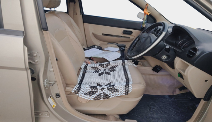 2014 Chevrolet Enjoy 1.3 LTZ 7 STR, Diesel, Manual, 1,27,832 km, interior