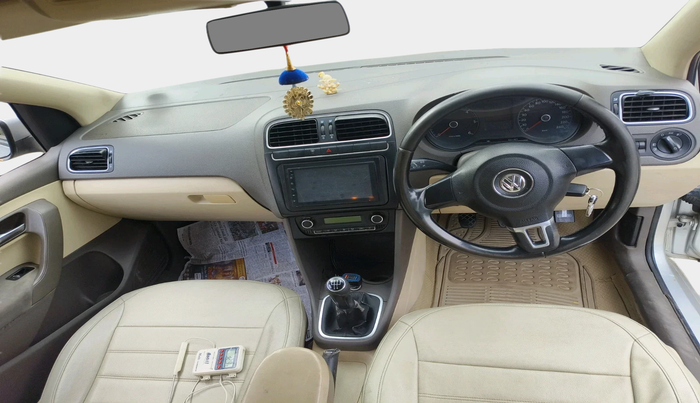 2011 Volkswagen Vento HIGHLINE DIESEL 1.6, Diesel, Manual, 1,55,404 km, interior