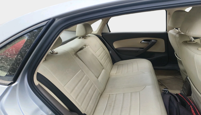 2011 Volkswagen Vento HIGHLINE DIESEL 1.6, Diesel, Manual, 1,55,404 km, interior