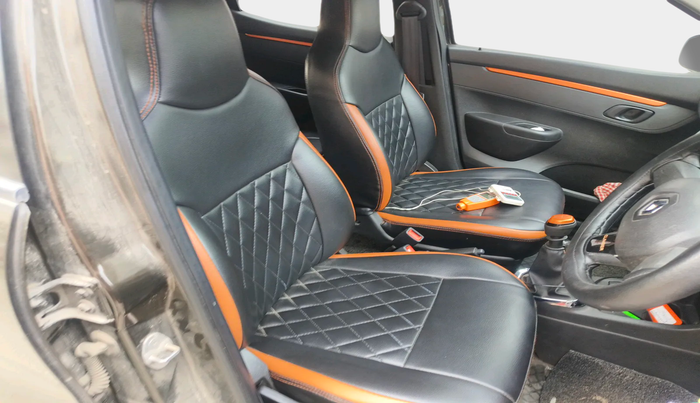2018 Renault Kwid CLIMBER 1.0, Petrol, Manual, 34,531 km, interior