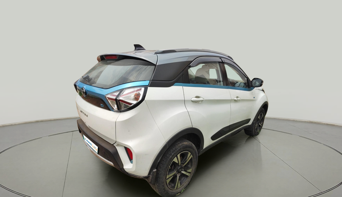 2022 Tata NEXON EV XZ PLUS LUX, Electric, Automatic, 70,062 km, exterior