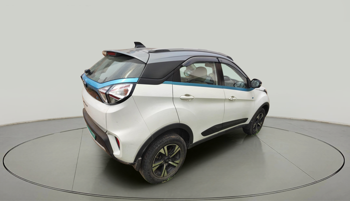 2022 Tata NEXON EV XZ PLUS LUX, Electric, Automatic, 70,062 km, exterior