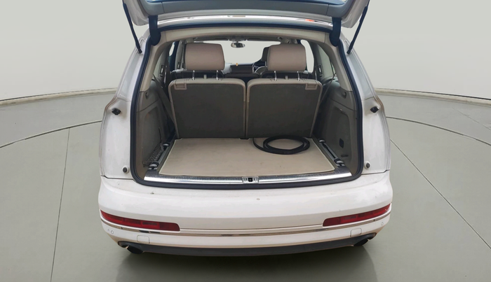 2011 Audi Q7 3.0 TDI QUATTRO, Diesel, Automatic, 1,24,141 km, exterior