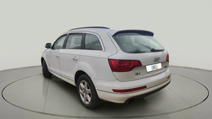 2011 Audi Q7 3.0 TDI QUATTRO, Diesel, Automatic, 1,24,142 km, exterior