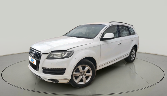 2011 Audi Q7 3.0 TDI QUATTRO, Diesel, Automatic, 1,24,141 km, exterior