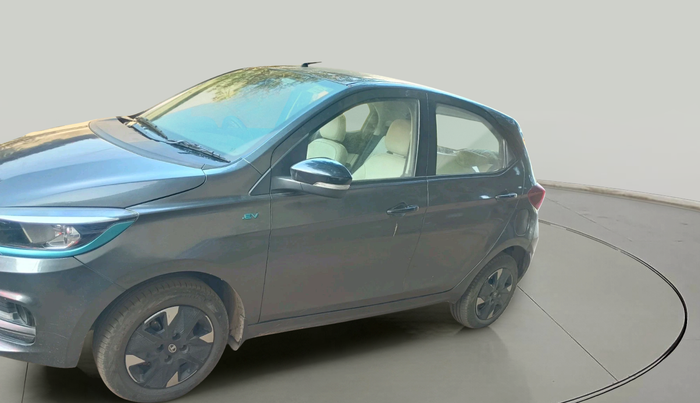 2023 Tata TIAGO EV XZ PLUS TECH LUX LONG RANGE, Electric, Automatic, 66,898 km, exterior
