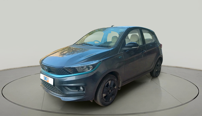 2023 Tata TIAGO EV XZ PLUS TECH LUX LONG RANGE, Electric, Automatic, 66,898 km, exterior