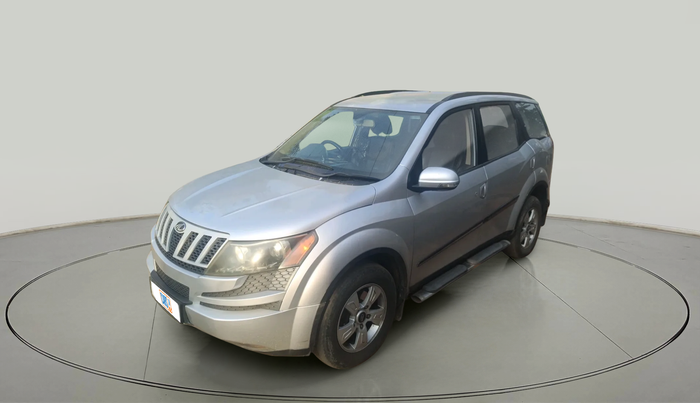 2014 Mahindra XUV500 W8, Diesel, Manual, 2,19,747 km, exterior