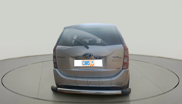 2014 Mahindra XUV500 W8, Diesel, Manual, 2,19,747 km, exterior